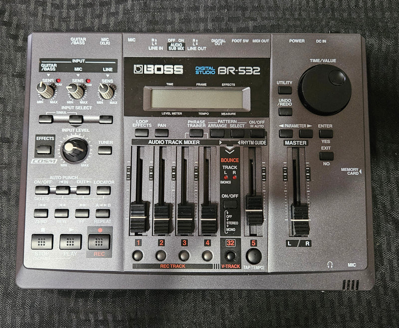 BOSS BR-532 DIGITAL RECORDER W/PACKAGING  - Previously Owned (AW-CONSIGNMENT)